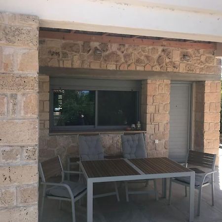Πέτρινη Κατοικία Στην Αίγινα - Stone House In Aigina Khloi Buitenkant foto