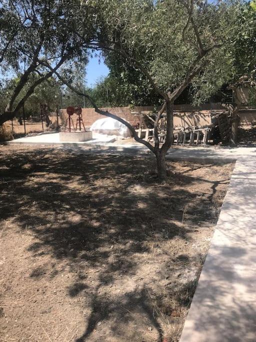 Πέτρινη Κατοικία Στην Αίγινα - Stone House In Aigina Khloi Buitenkant foto