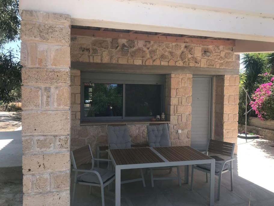 Πέτρινη Κατοικία Στην Αίγινα - Stone House In Aigina Khloi Buitenkant foto